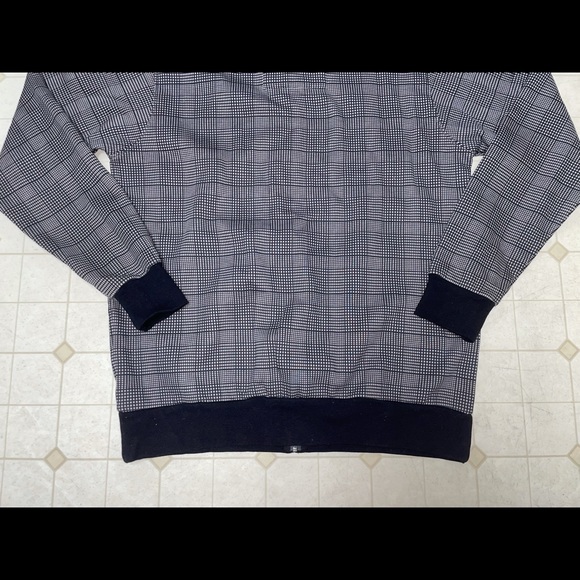 Footlocker Black & Grey Hoodie - Size Large - Picture 7 of 7